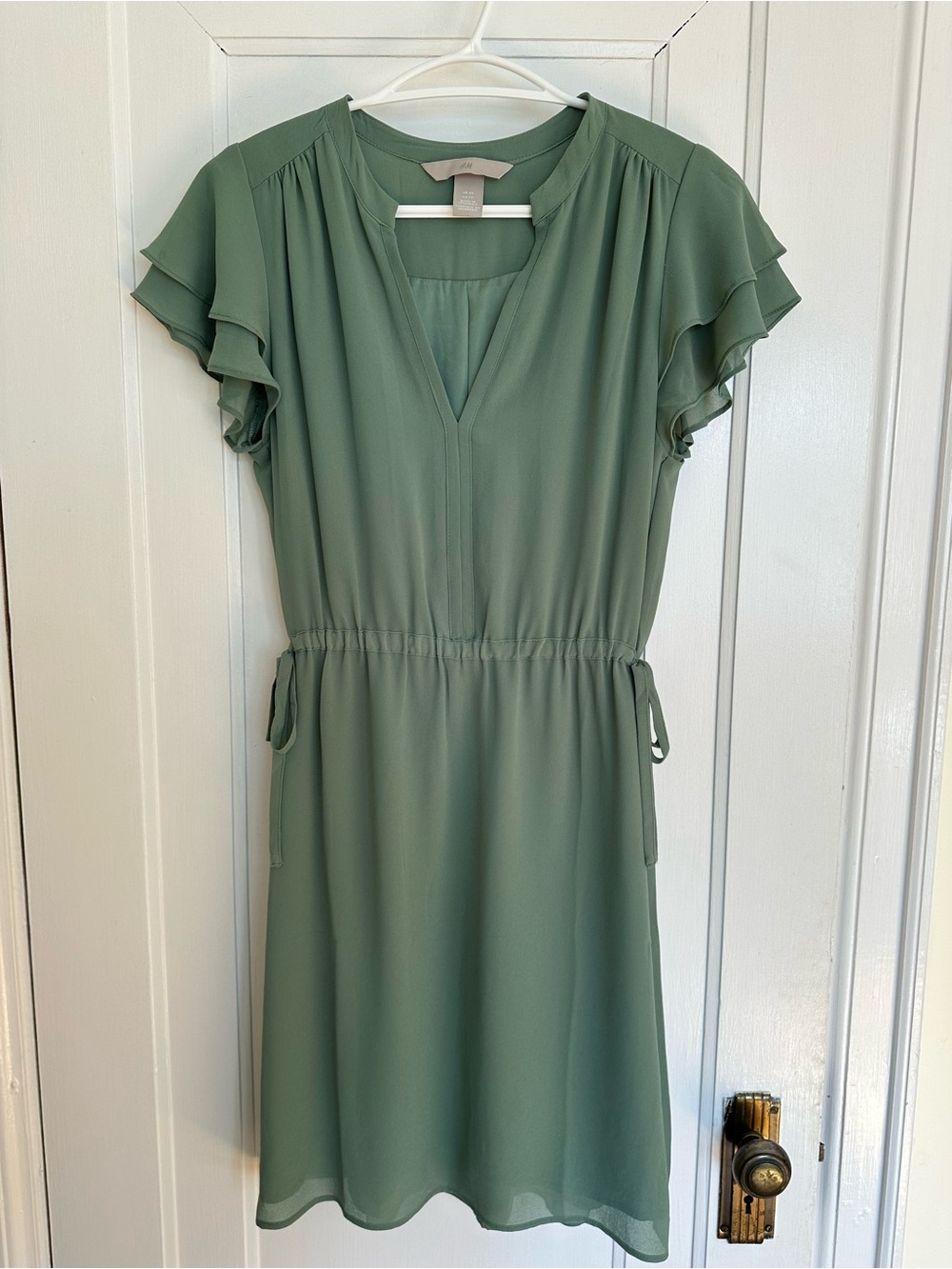 Women's Sage Green V-Neck Ruffle Sleeve Dress